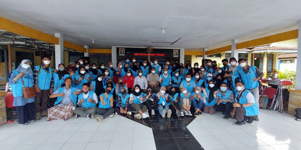 Mahasiswa MBKM Semeru UB Gelombang Satu Tinggalkan Kenangan Manis di Pronojiwo